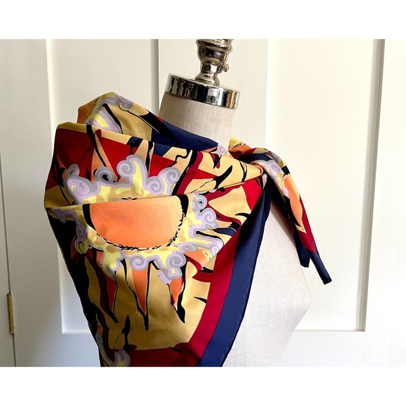 Vintage Handrolled Scarf with Navy Border and Sunburst Pattern - Picture 2 of 6